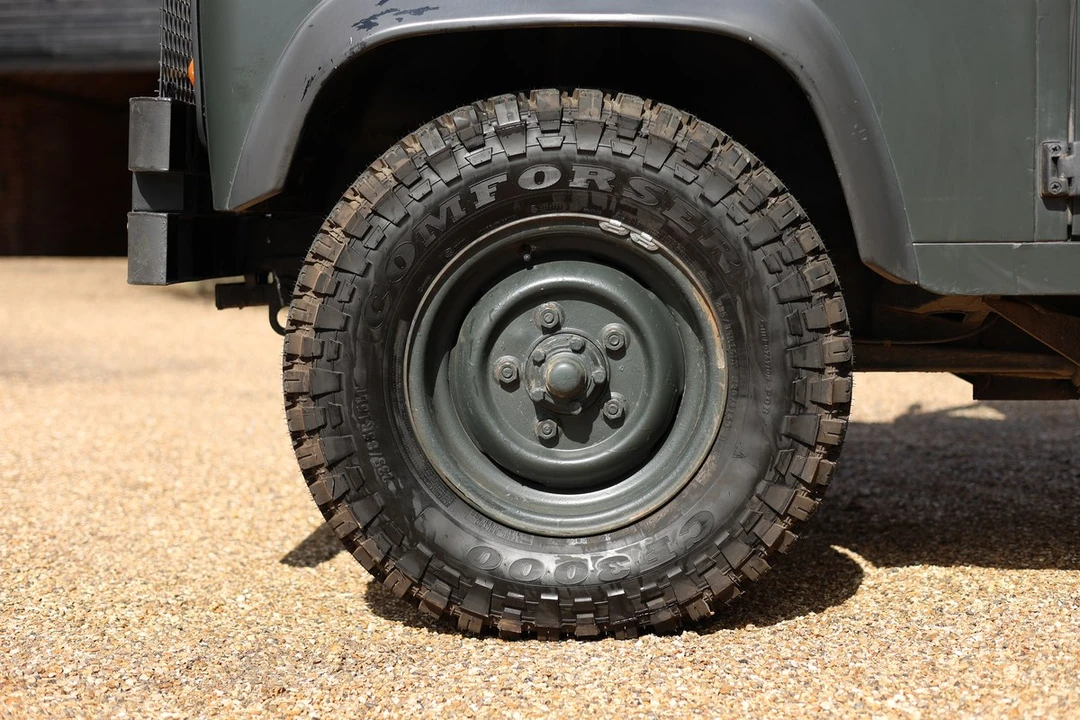 1987 Land Rover Defender 110 - Image 20 of 30