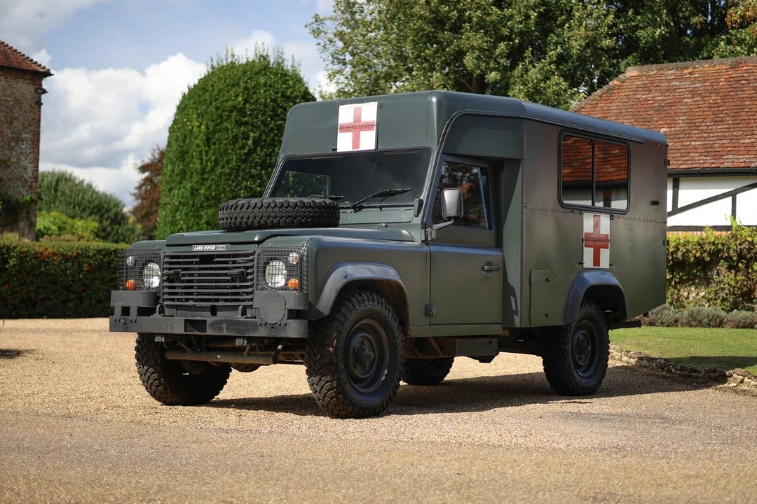 1987 Land Rover Defender 110 - Image 3 of 30