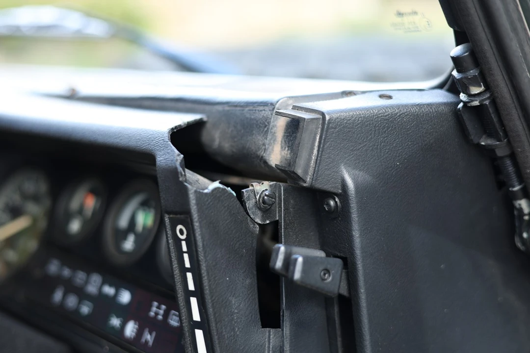 1987 Land Rover Defender 110 - Image 30 of 30