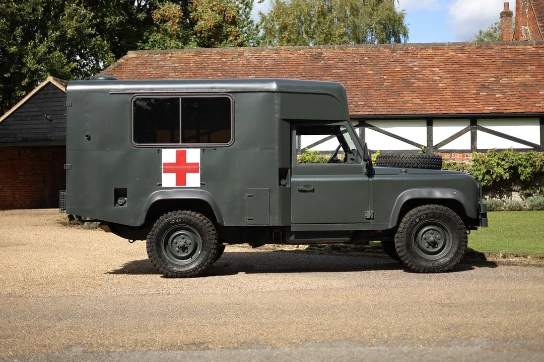 1987 Land Rover Defender 110 - Image 18 of 30