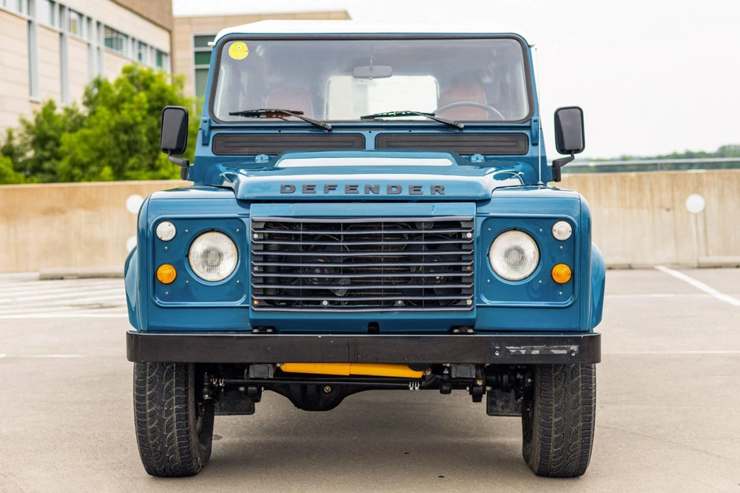 1987 Land Rover Defender 110 - Image 2 of 31