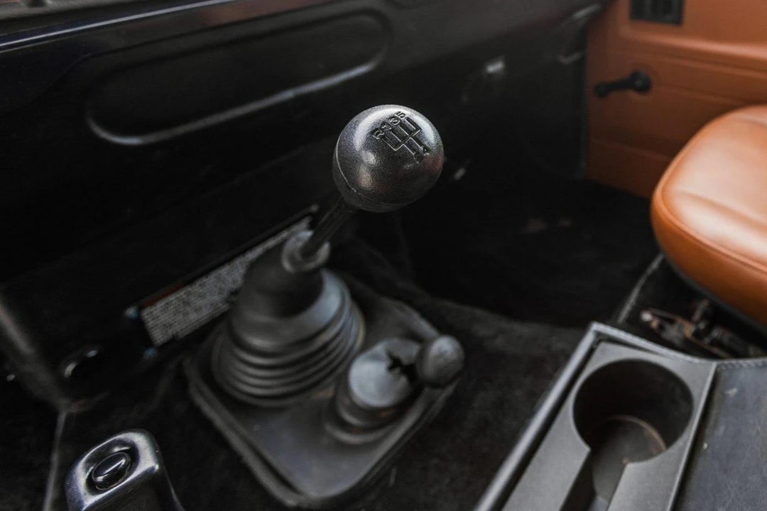 1987 Land Rover Defender 110 - Image 23 of 31