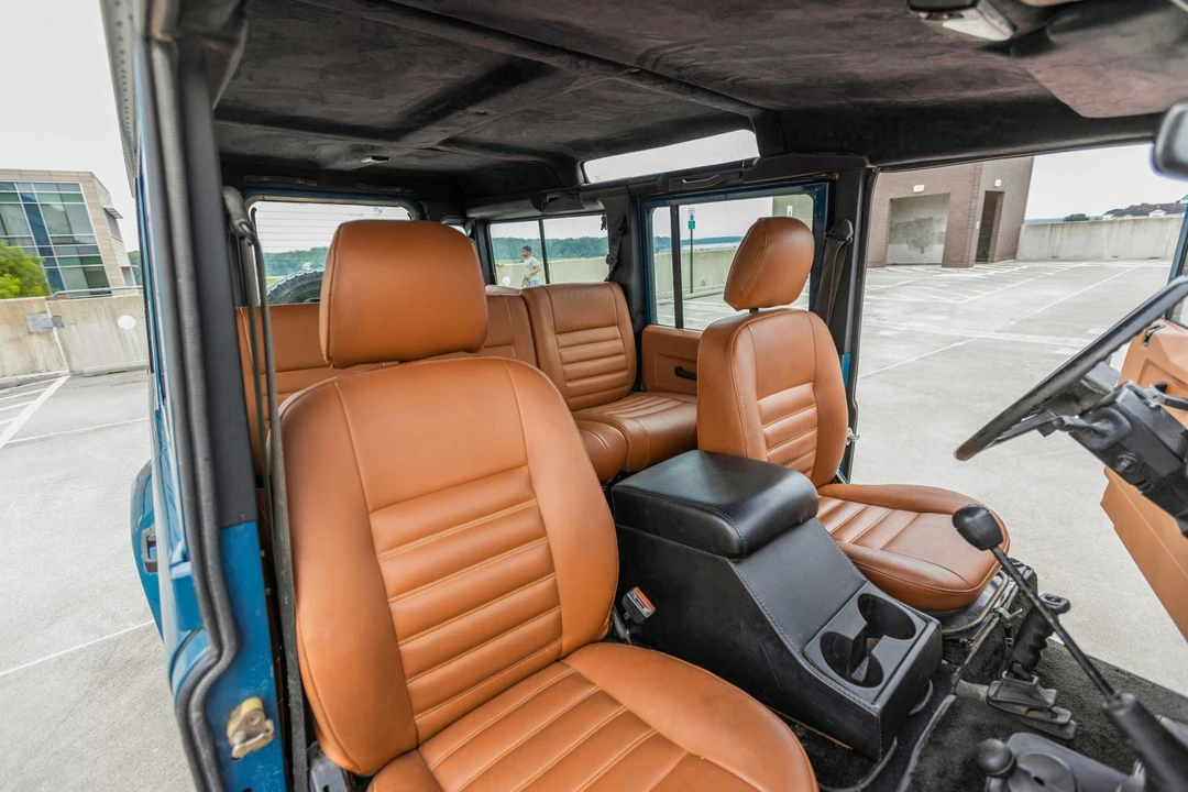 1987 Land Rover Defender 110 - Image 25 of 31