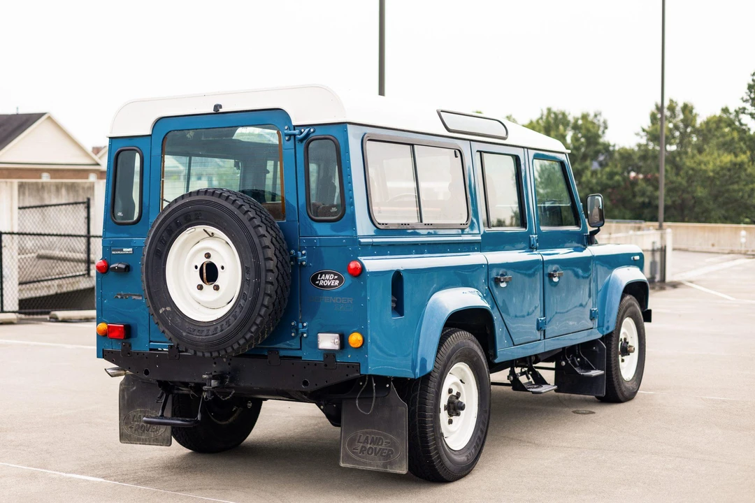 1987 Land Rover Defender 110 - Image 7 of 31