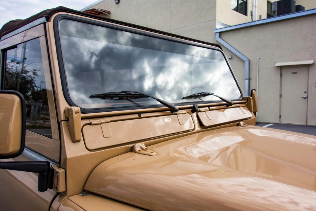 1987 Land Rover Defender 110 - Image 26 of 30