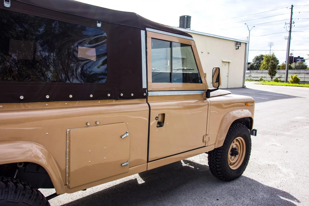 1987 Land Rover Defender 110 - Image 12 of 30