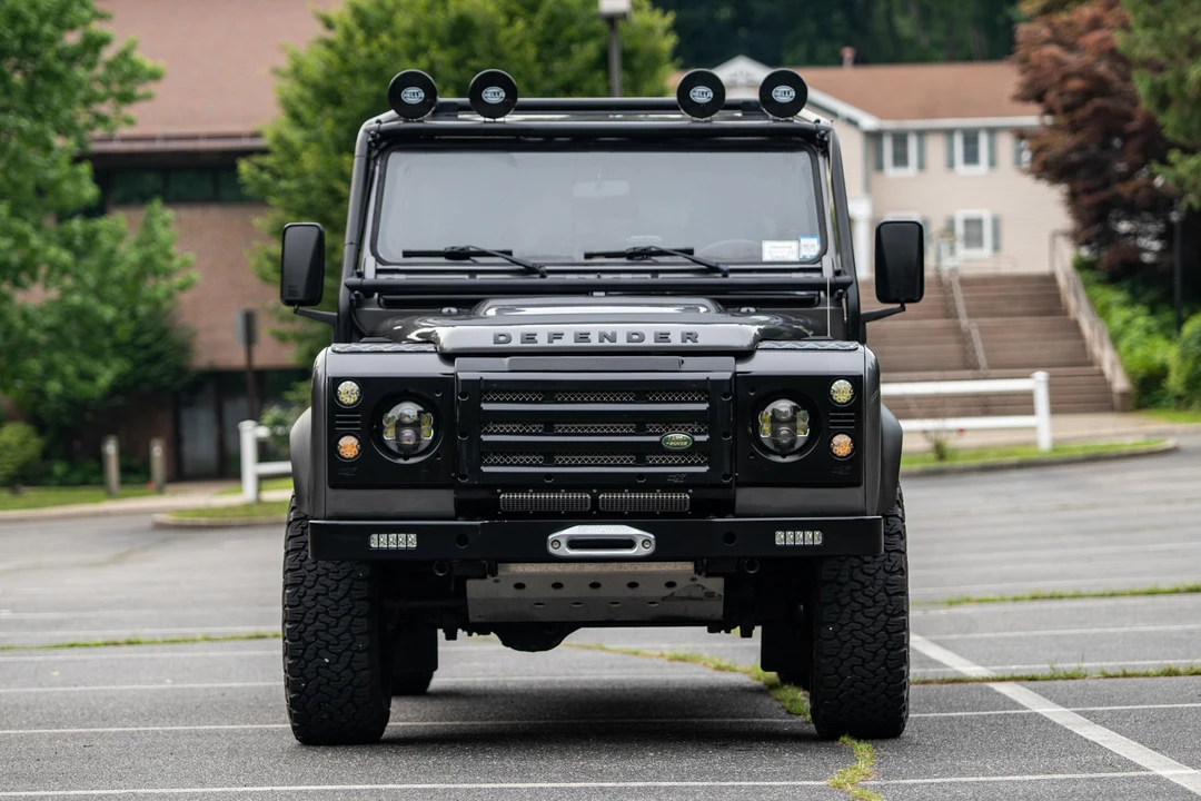 1987 Land Rover Defender 110 - Image 2 of 31