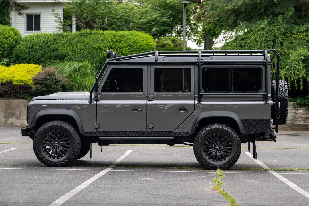 1987 Land Rover Defender 110 - Image 8 of 31