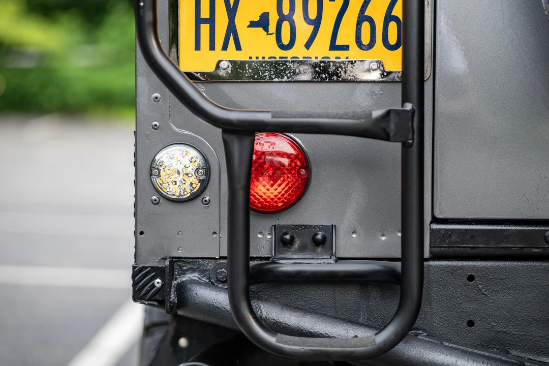 1987 Land Rover Defender 110 - Image 18 of 31