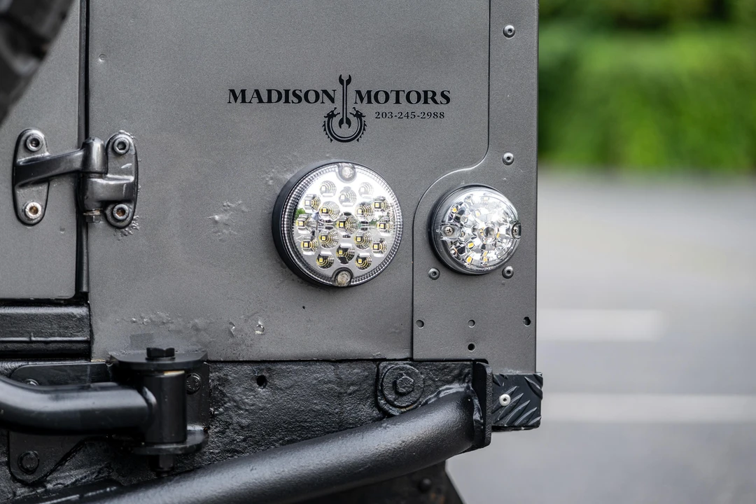 1987 Land Rover Defender 110 - Image 19 of 31