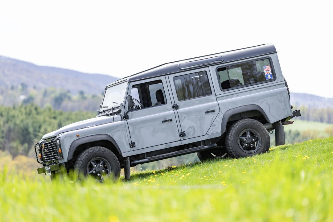 1987 Land Rover Defender 110 - Image 3 of 31