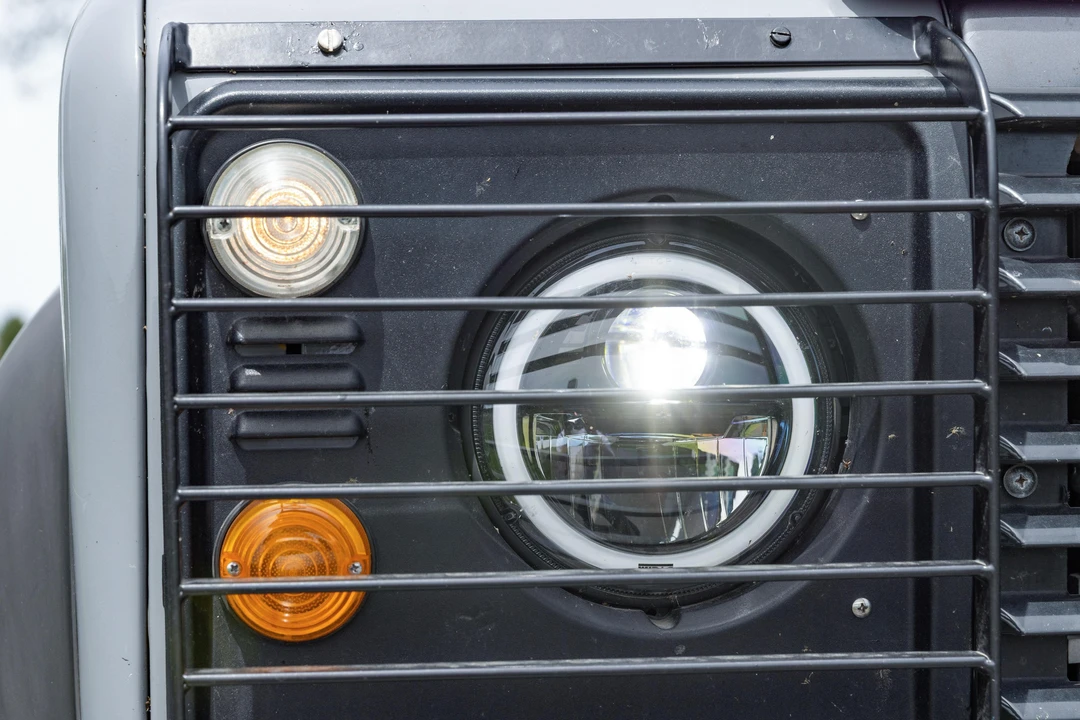 1987 Land Rover Defender 110 - Image 15 of 31