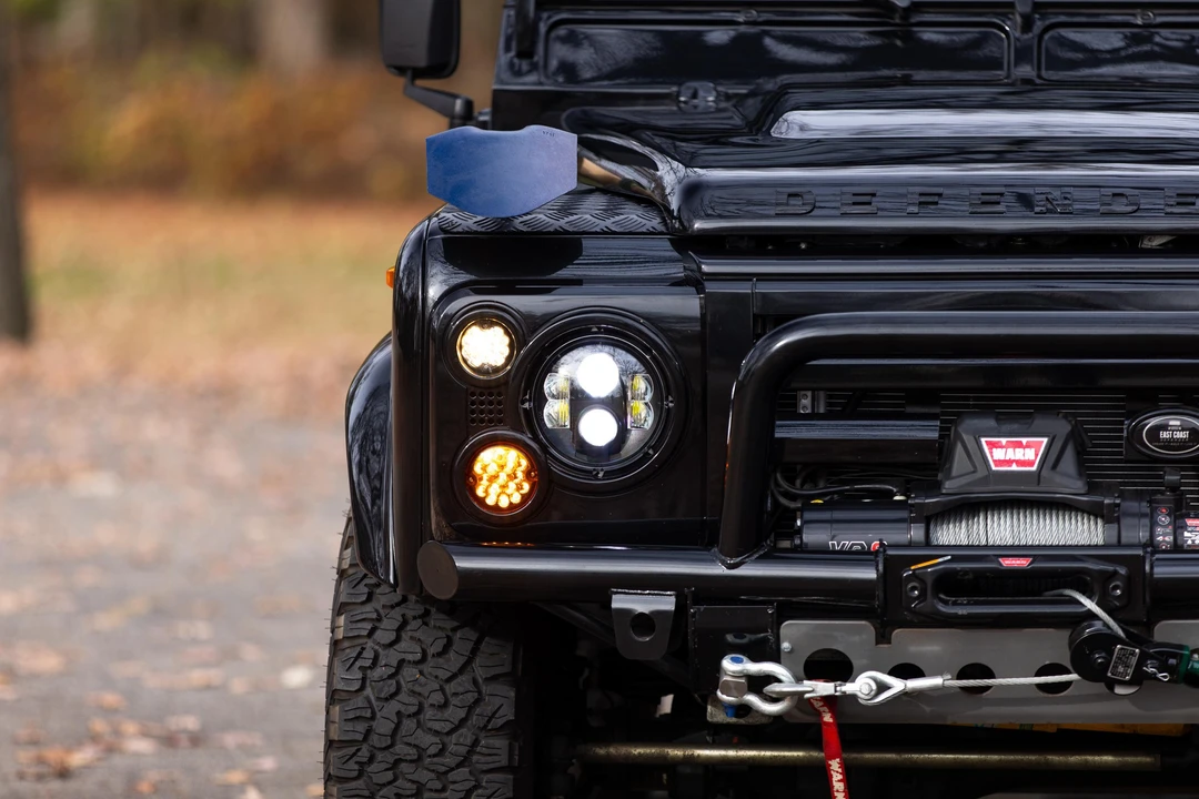 1987 Land Rover Defender 110 - Image 18 of 31