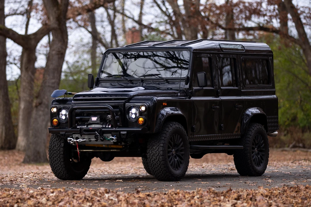 1987 Land Rover Defender 110 - Image 11 of 31