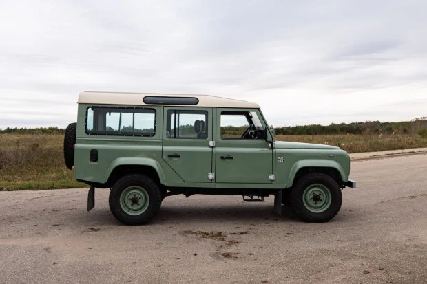 1987 Land Rover Defender 110 - Image 3 of 7