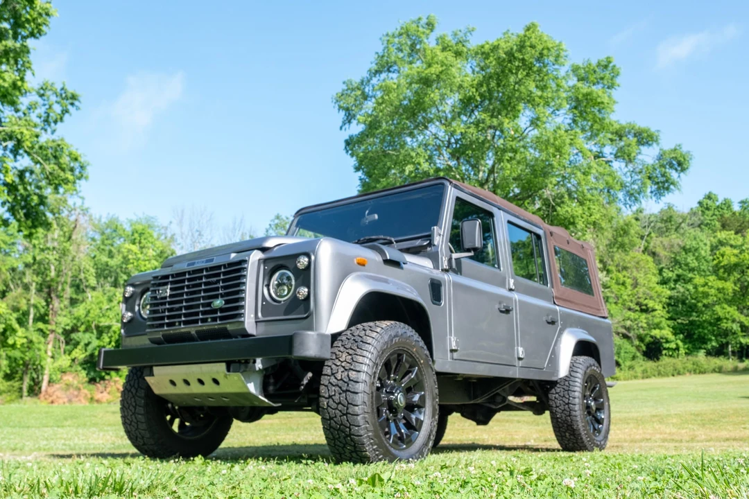 1987 Land Rover Defender 110 - Image 6 of 31