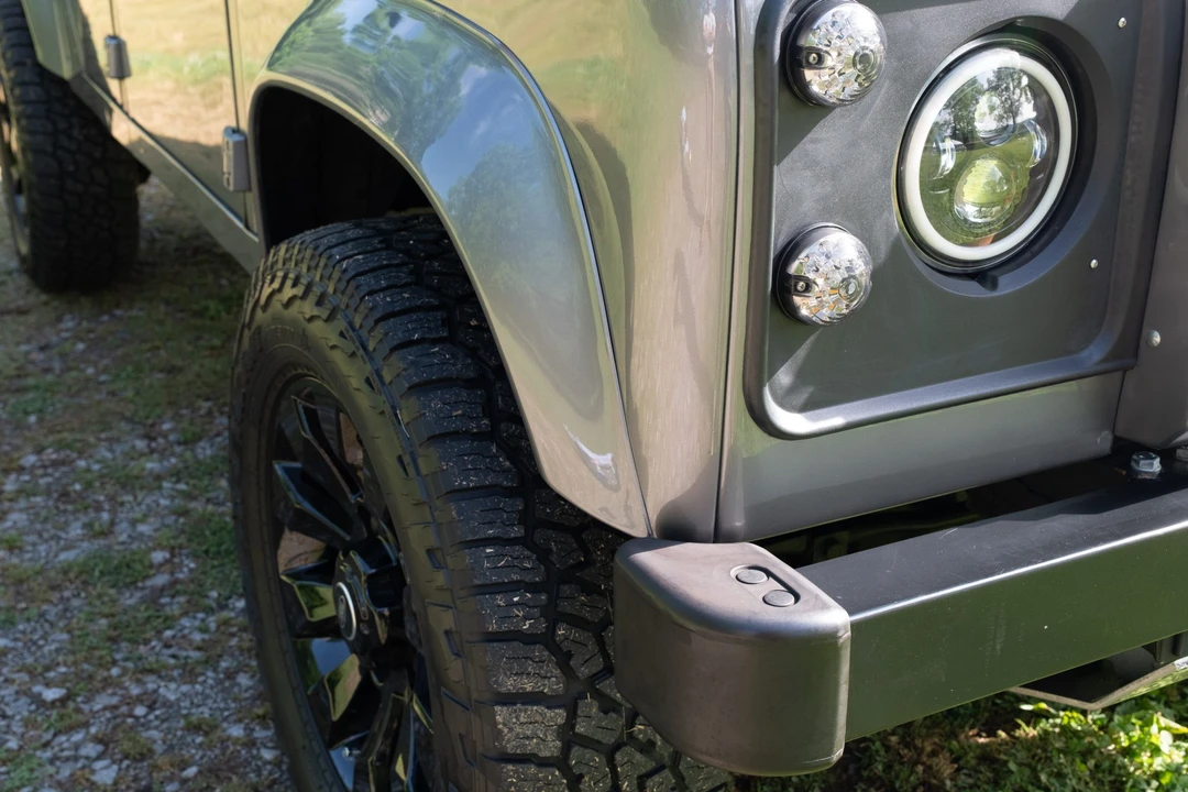 1987 Land Rover Defender 110 - Image 14 of 31