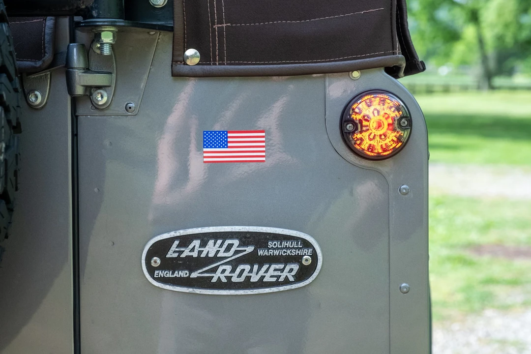 1987 Land Rover Defender 110 - Image 19 of 31
