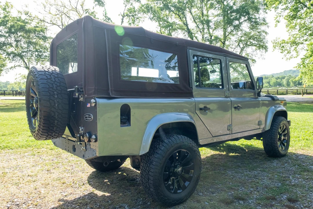 1987 Land Rover Defender 110 - Image 10 of 31