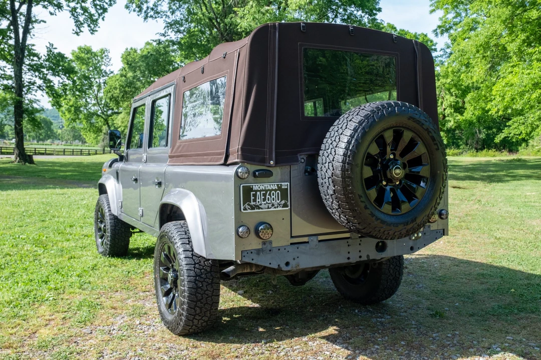 1987 Land Rover Defender 110 - Image 8 of 31
