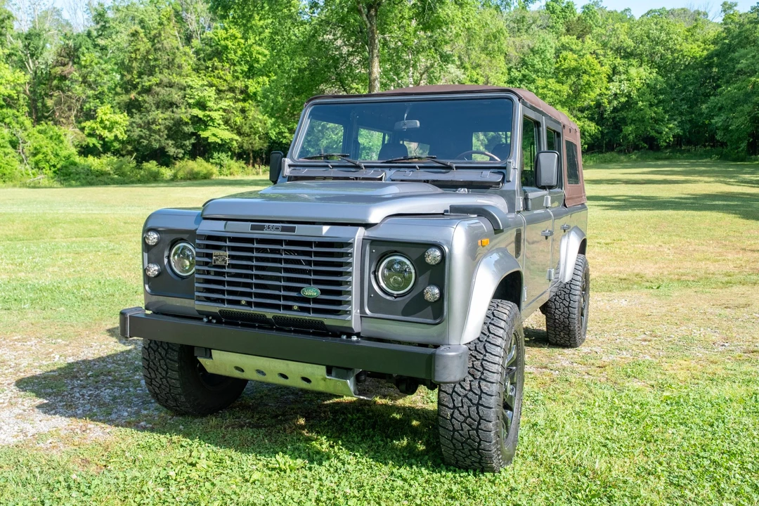 1987 Land Rover Defender 110 - Image 5 of 31