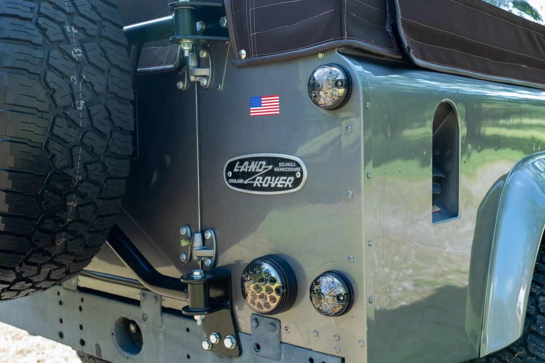 1987 Land Rover Defender 110 - Image 20 of 31