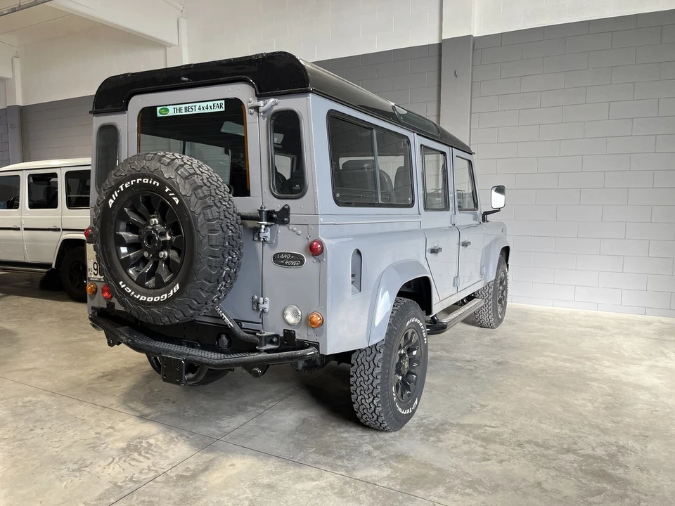 1987 Land Rover Defender 110 - Image 26 of 30