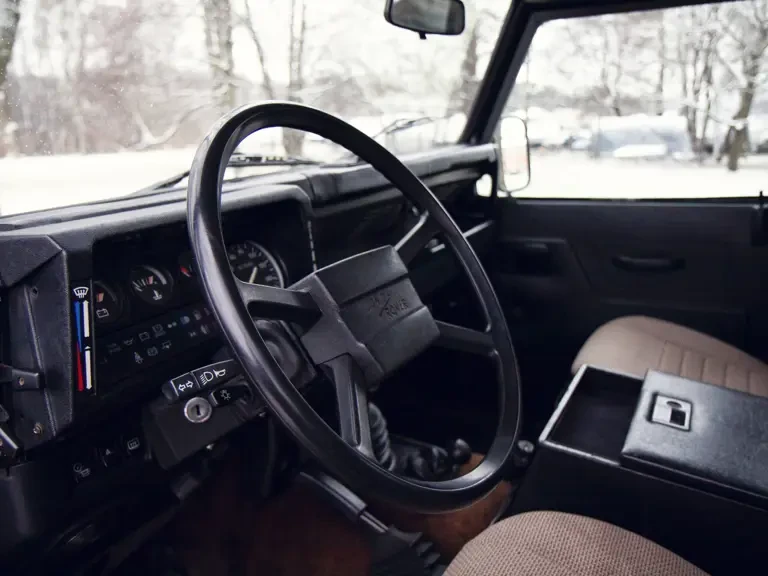 1987 Land Rover Defender 110 - Image 10 of 31