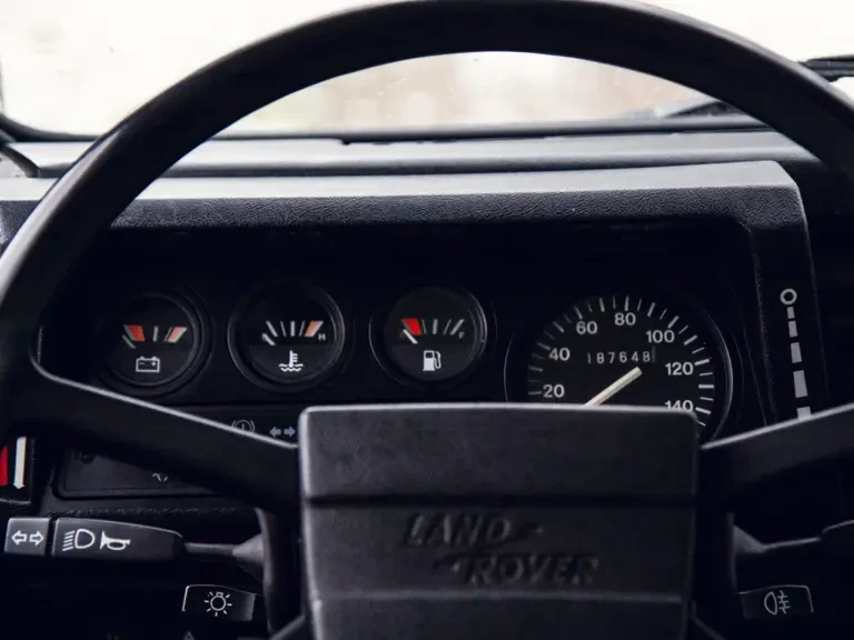 1987 Land Rover Defender 110 - Image 11 of 31