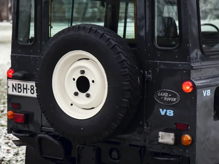 1987 Land Rover Defender 110 - Image 20 of 31
