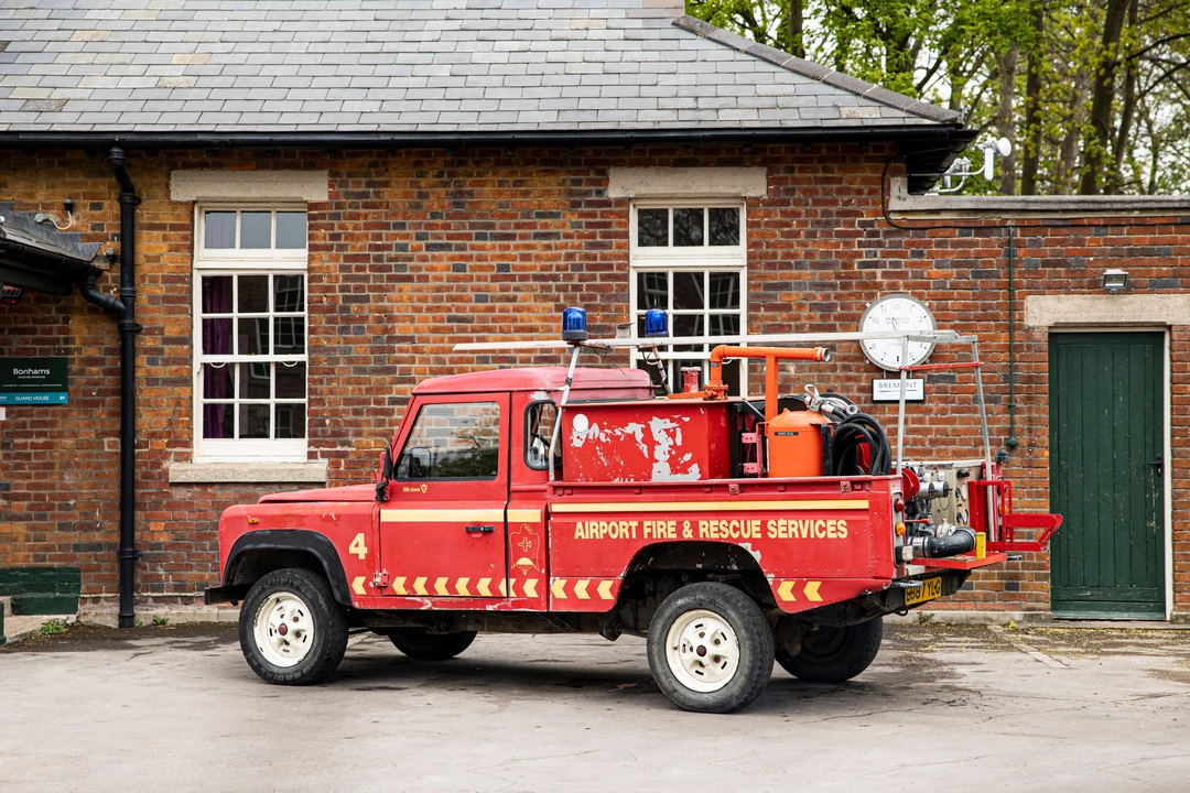 1987 Land Rover Defender 110 - Image 15 of 16