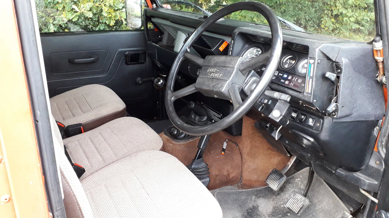 1987 Land Rover Defender 90 - Image 2 of 5