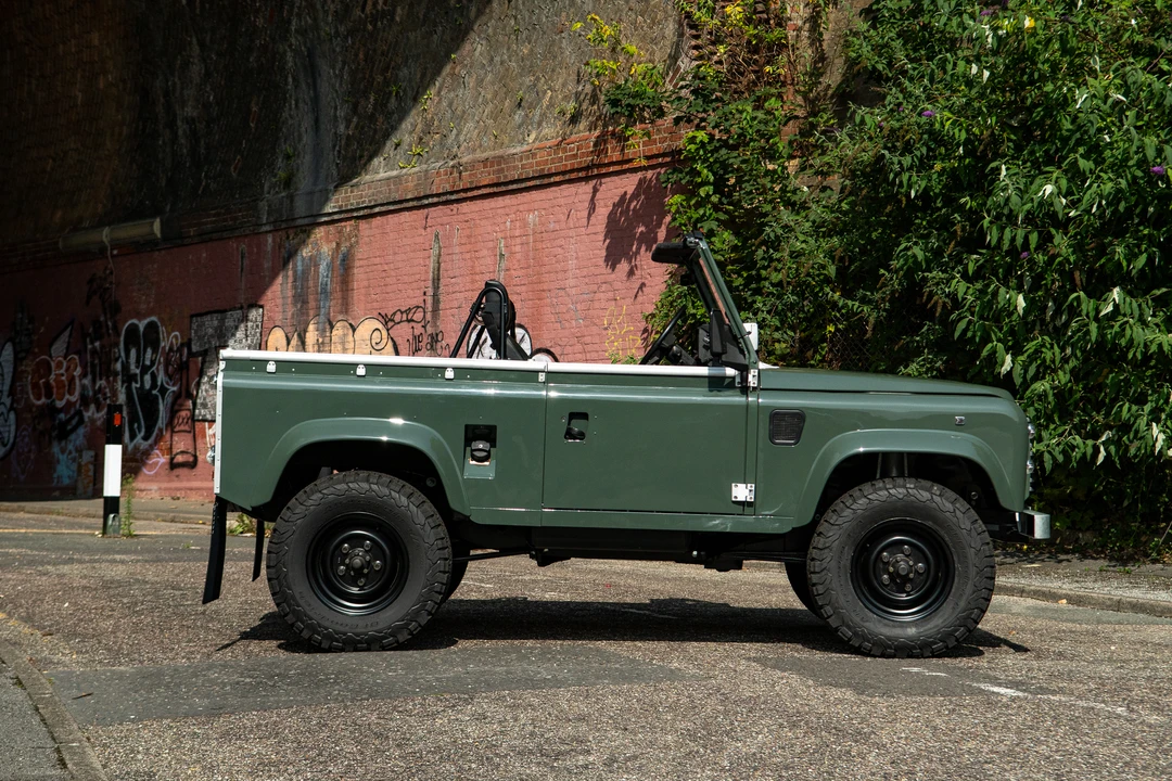1987 Land Rover Defender 90 - Image 8 of 31