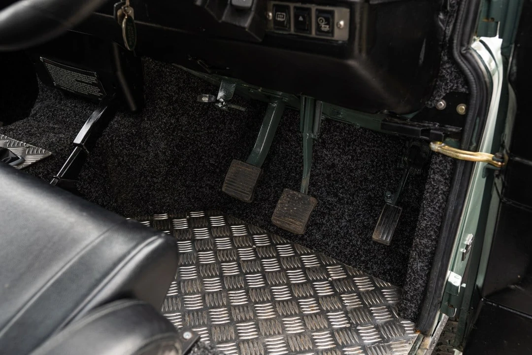 1987 Land Rover Defender 90 - Image 18 of 30