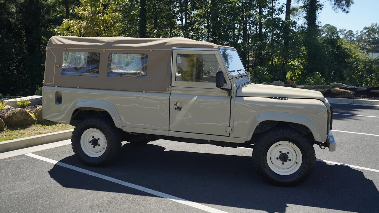 1987 Land Rover Defender - Image 12 of 12