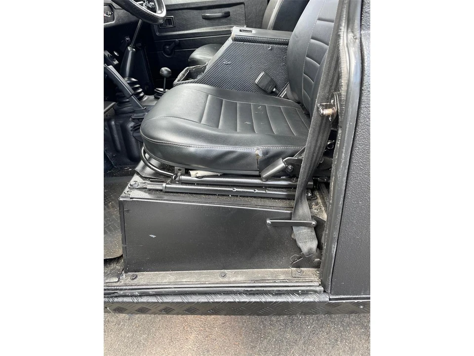 1987 Land Rover Defender - Image 12 of 19