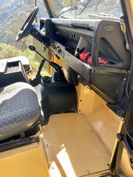 1987 Land Rover Defender 110 - Image 19 of 30