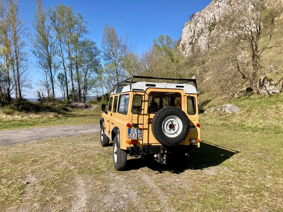 1987 Land Rover Defender 110 - Image 5 of 30