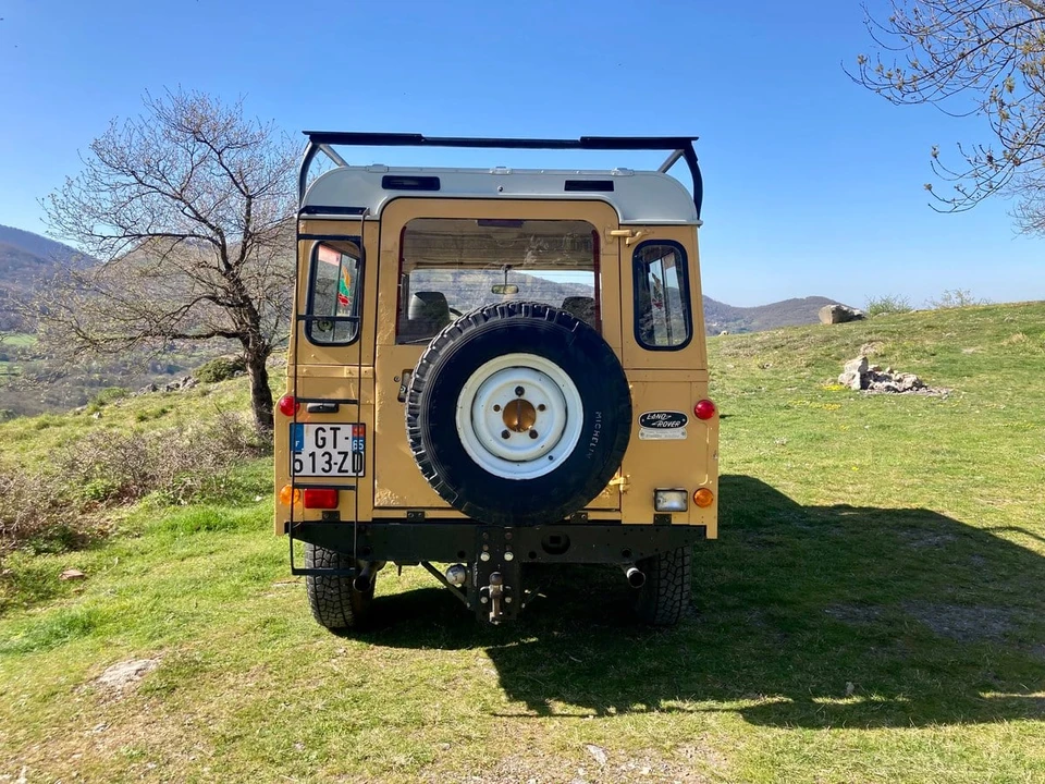 1987 Land Rover Defender 110 - Image 11 of 30