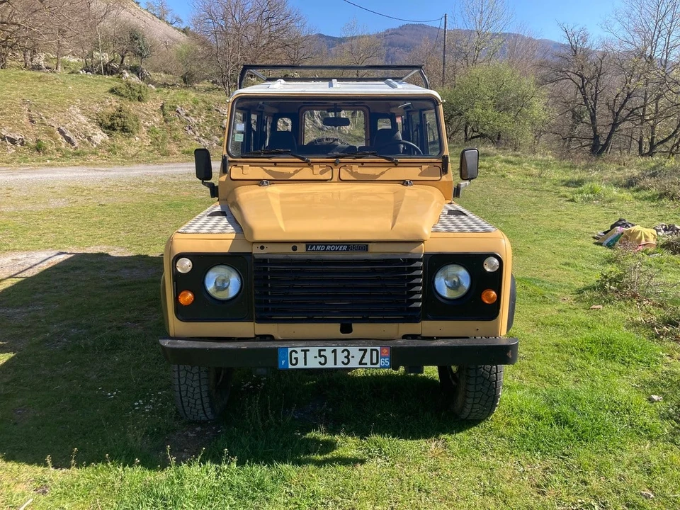 1987 Land Rover Defender 110 - Image 2 of 30