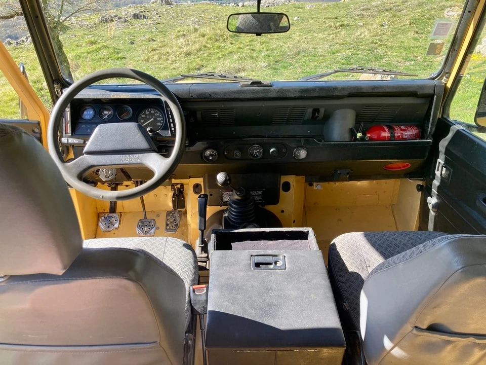1987 Land Rover Defender 110 - Image 18 of 30