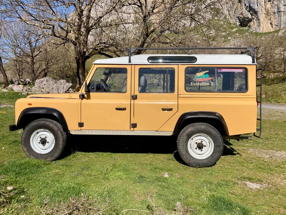 1987 Land Rover Defender 110 - Image 10 of 30