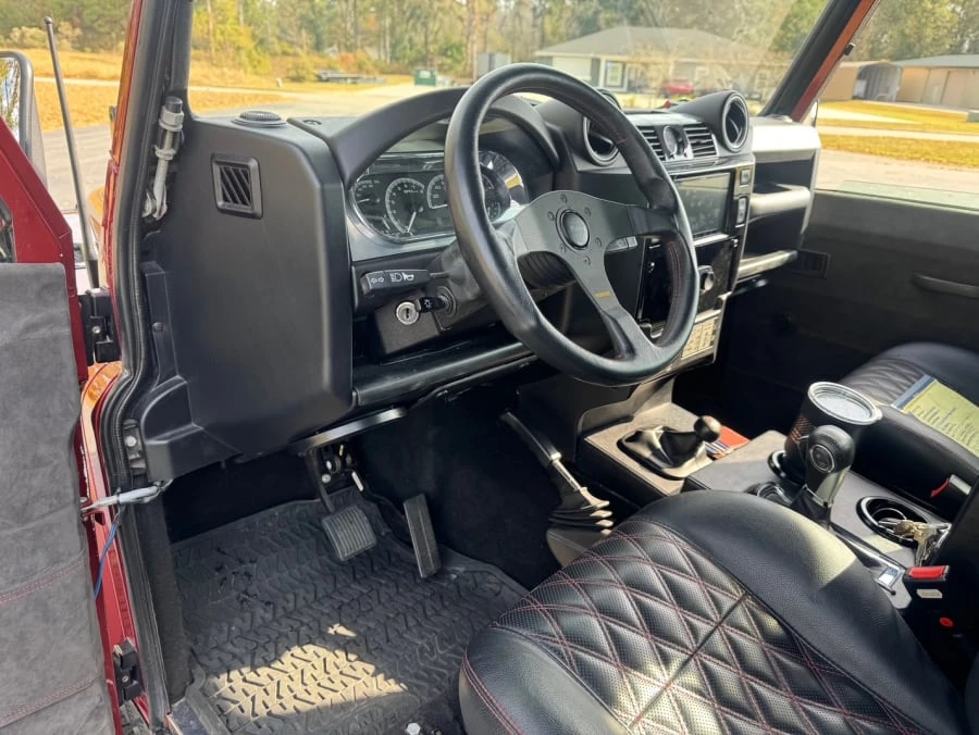 1987 Land Rover Defender 110 - Image 6 of 10
