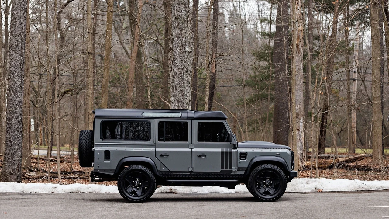 1987 Land Rover Defender 110 - Image 6 of 31
