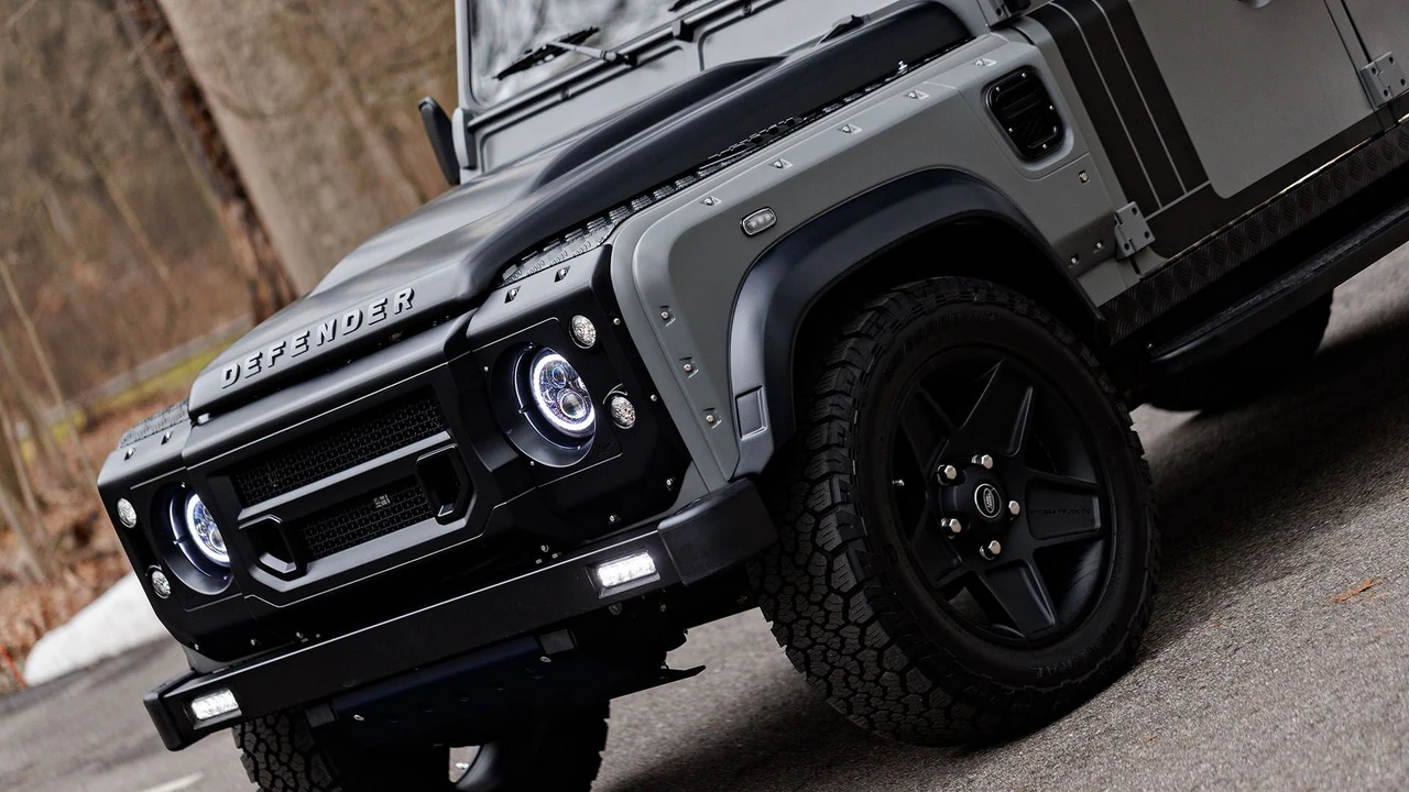 1987 Land Rover Defender 110 - Image 15 of 31