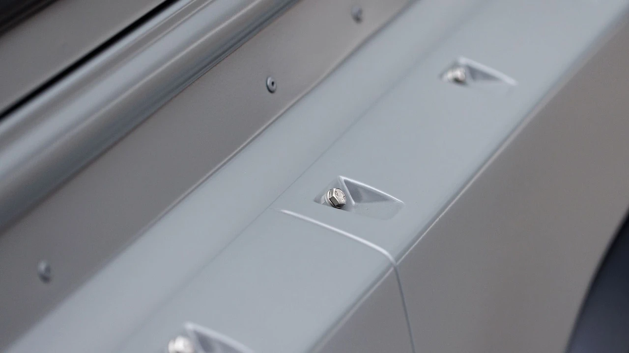 1987 Land Rover Defender 110 - Image 19 of 31