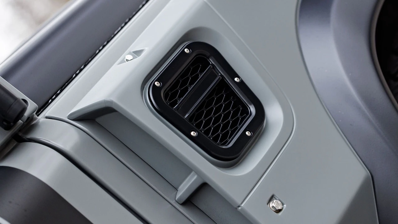 1987 Land Rover Defender 110 - Image 20 of 31