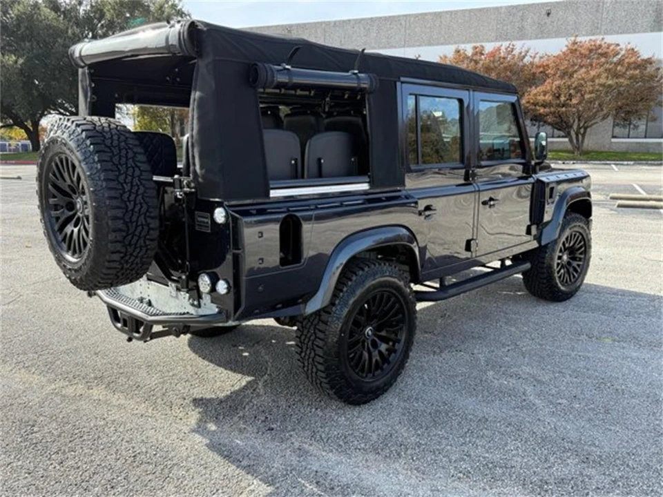 1987 Land Rover Defender 110 - Image 5 of 31