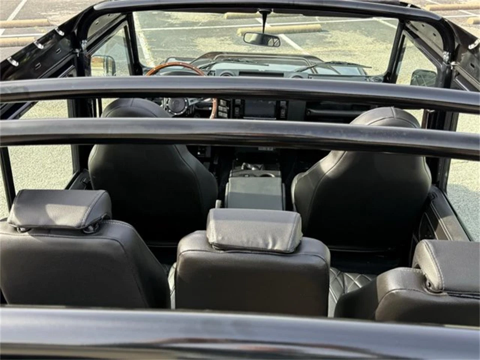 1987 Land Rover Defender 110 - Image 24 of 31