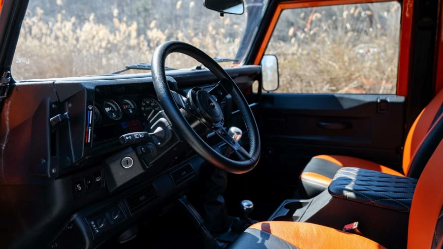 1987 Land Rover Defender 110 - Image 23 of 31